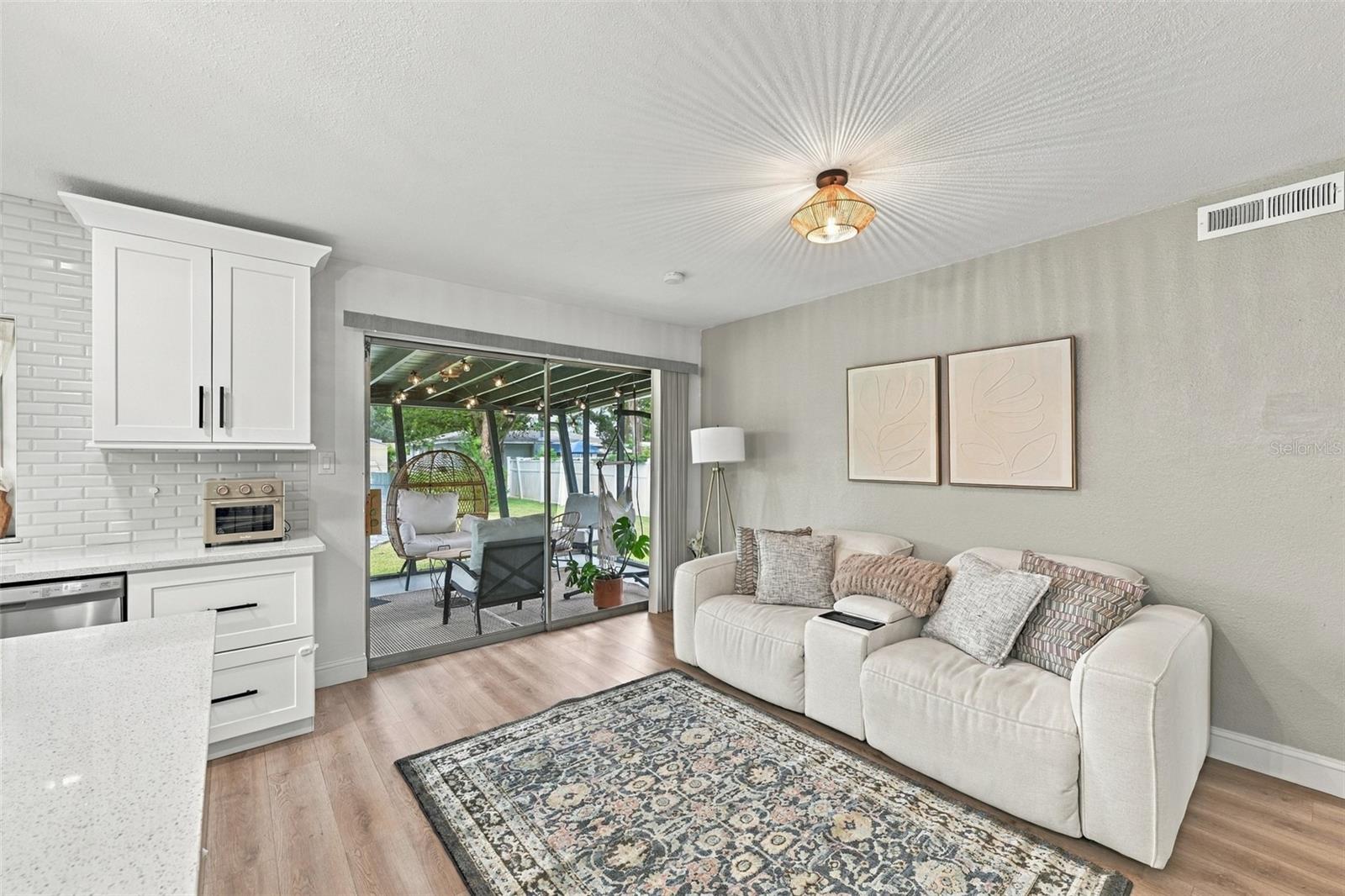 125 SIOBHAN AVE