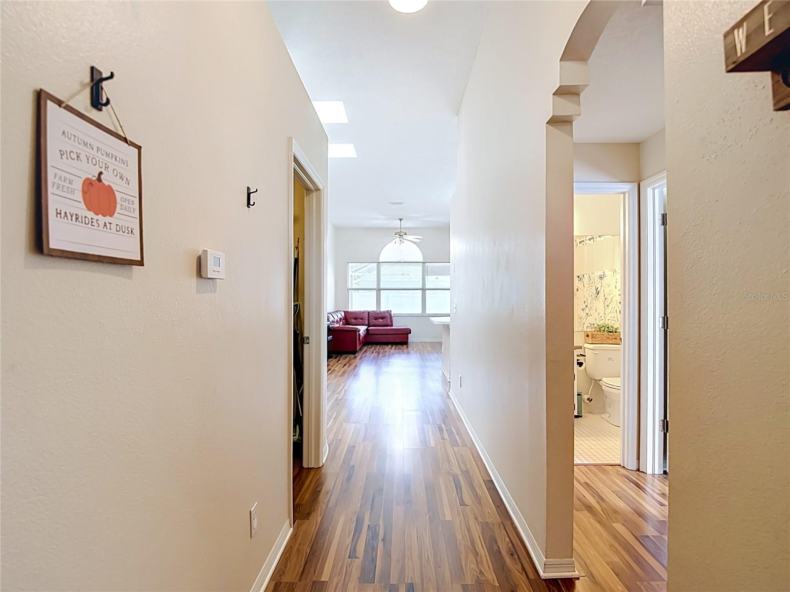 5818 AZURE DR