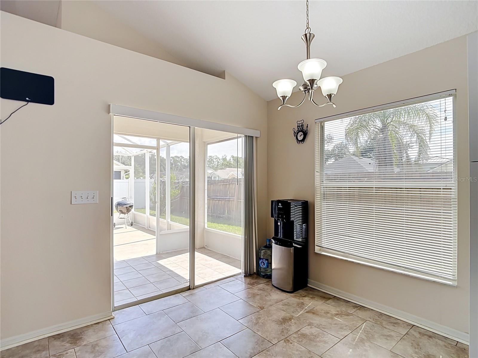 5818 AZURE DR