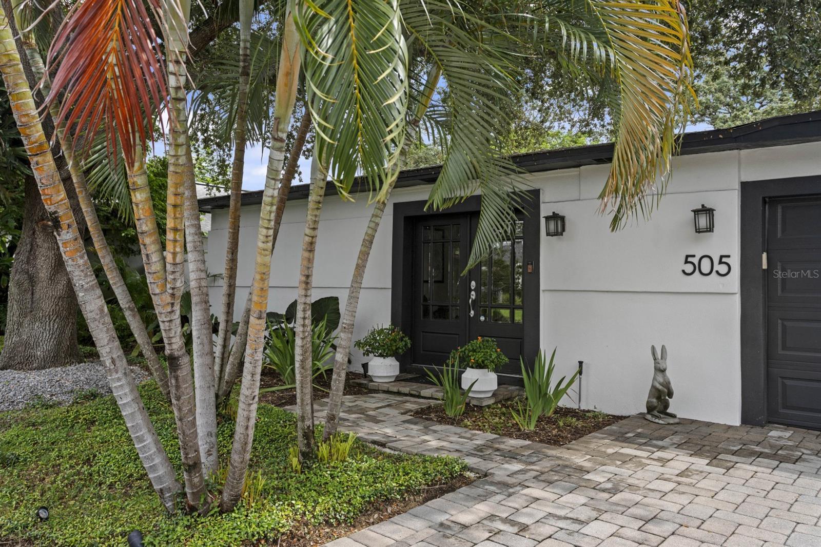 505 N BEVERLY AVE