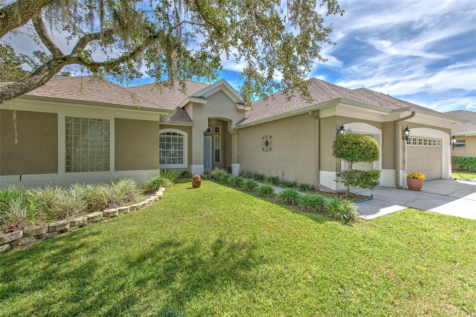 3325 CYPRESS LANDING DR