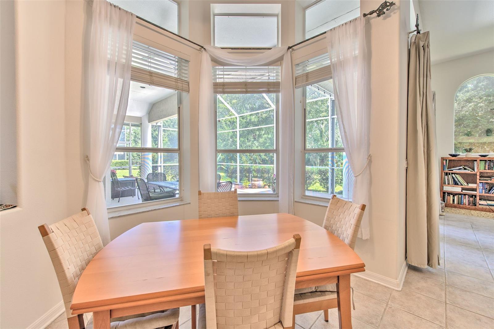 3325 CYPRESS LANDING DR