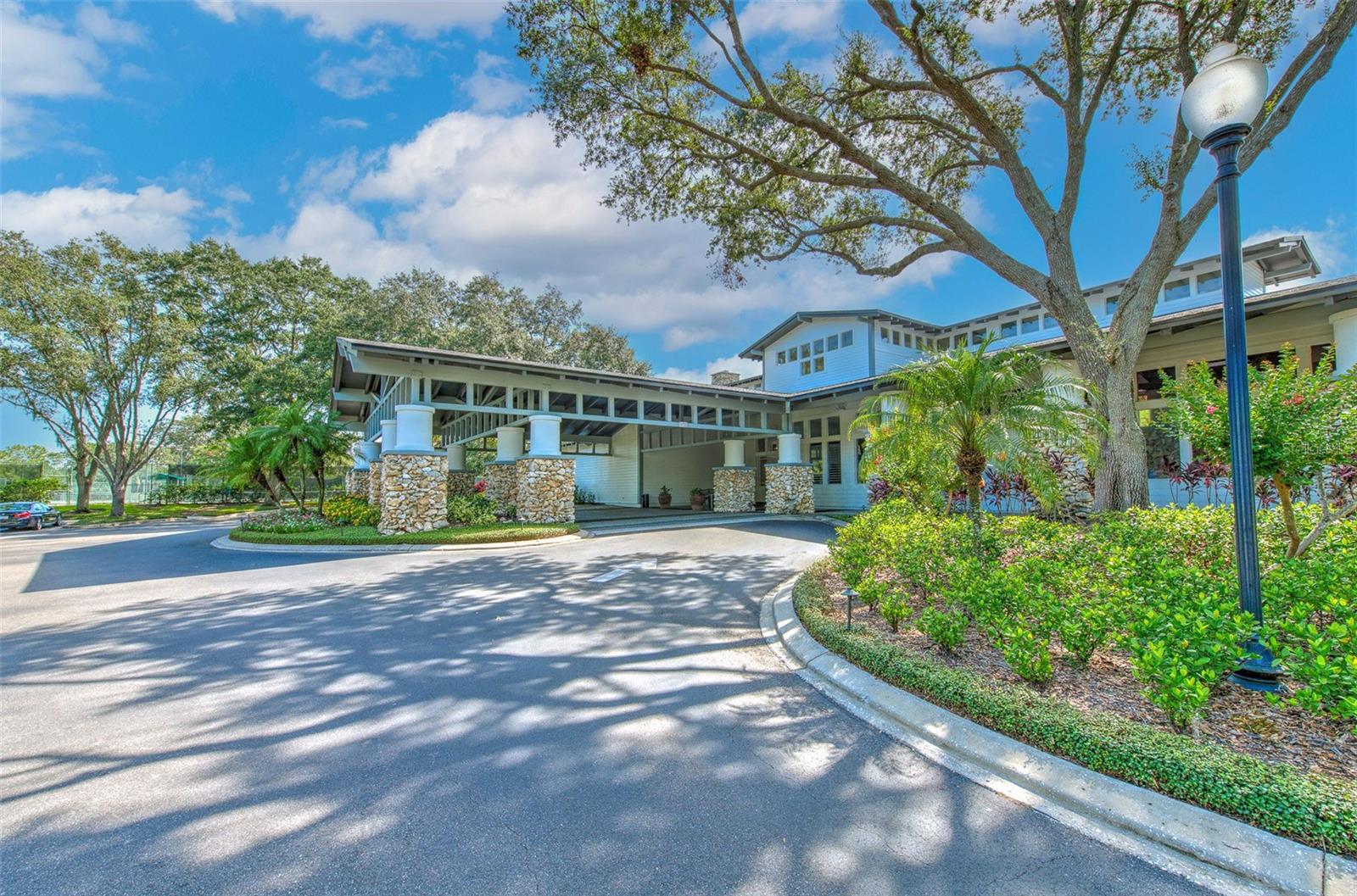 3325 CYPRESS LANDING DR