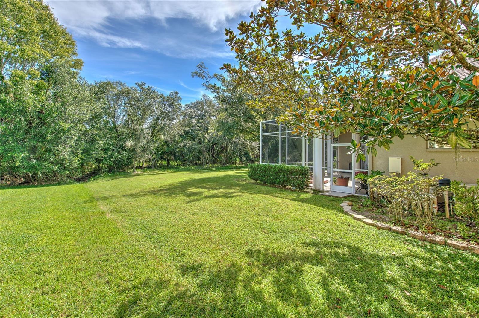 3325 CYPRESS LANDING DR