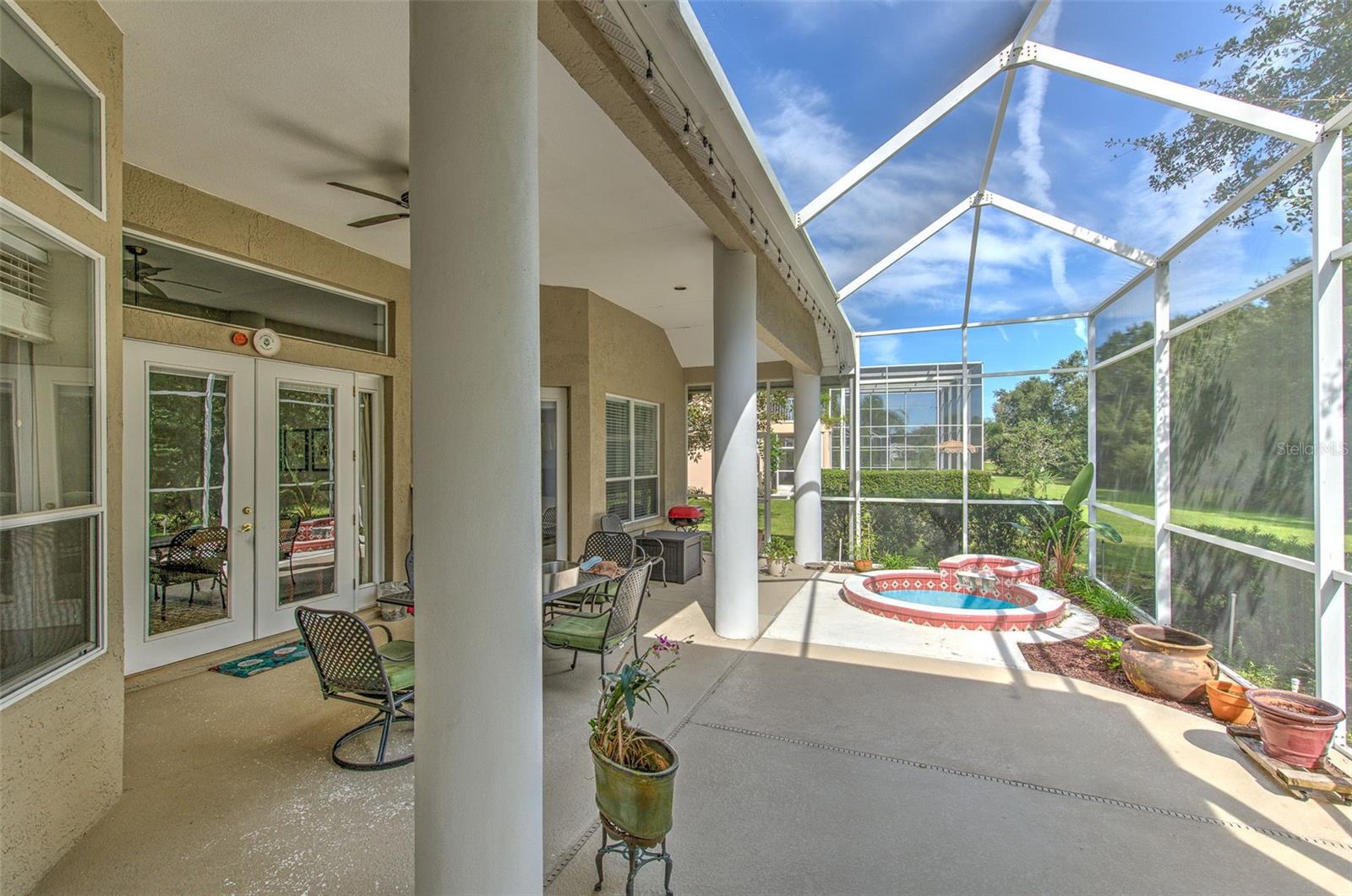 3325 CYPRESS LANDING DR
