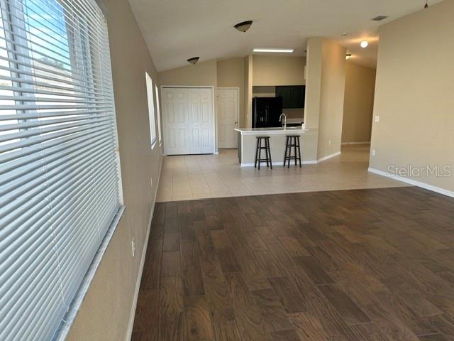 4403 COUNTRY HILLS BLVD