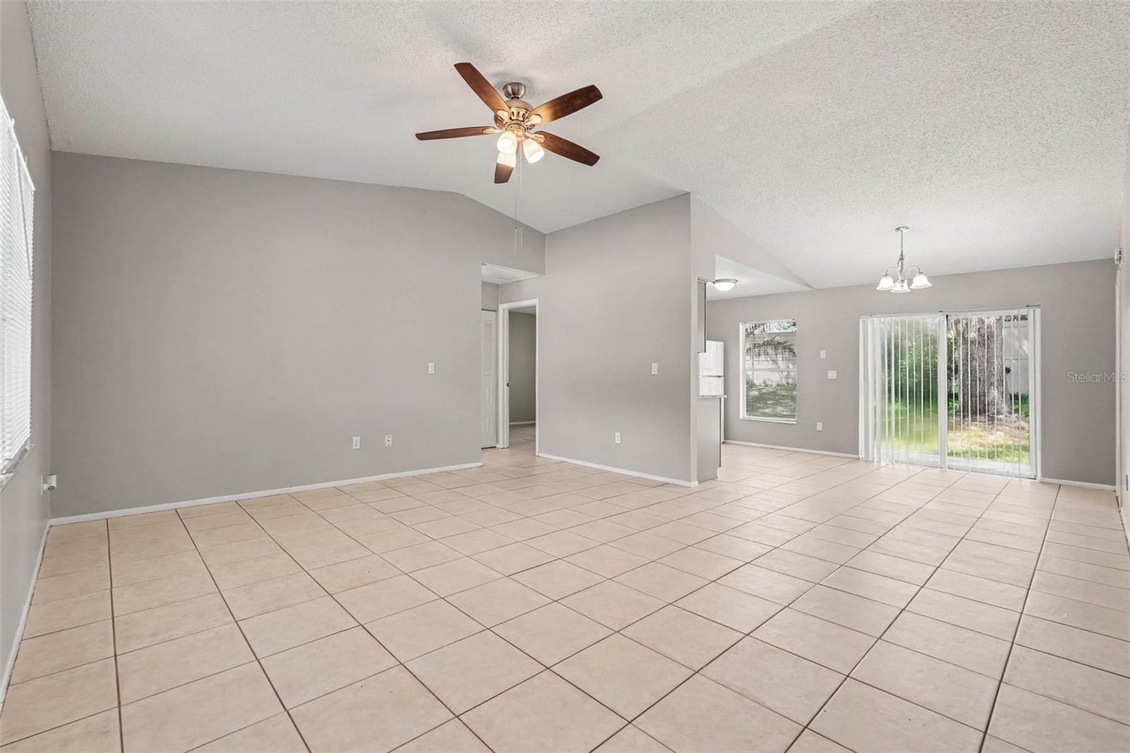 13904 FULLERTON DR