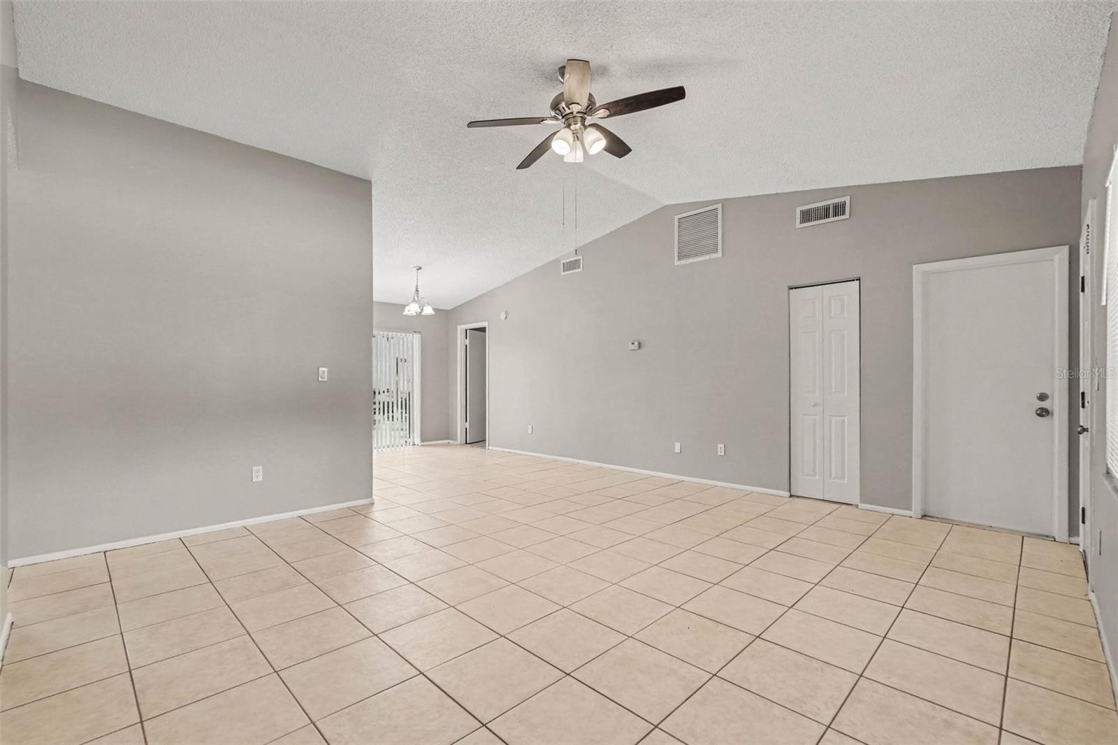 13904 FULLERTON DR