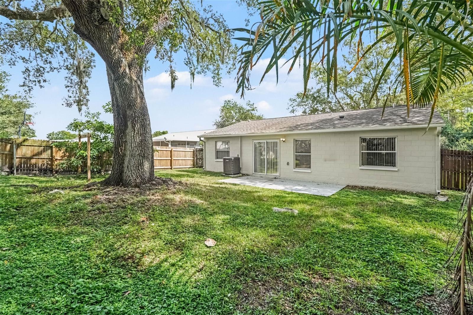 13904 FULLERTON DR
