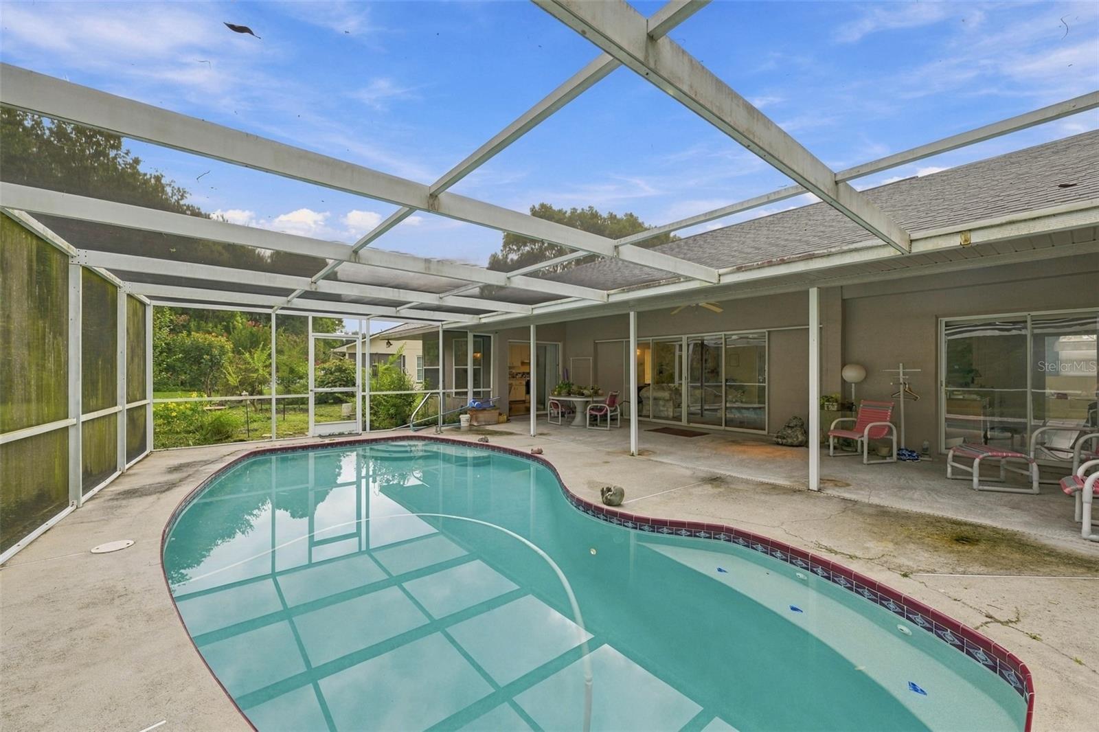 8657 CYPRESS LAKES BLVD