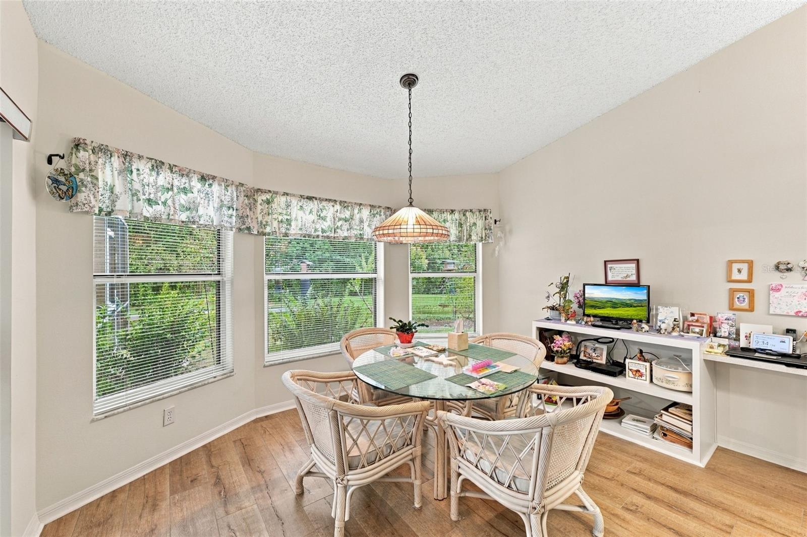 8657 CYPRESS LAKES BLVD
