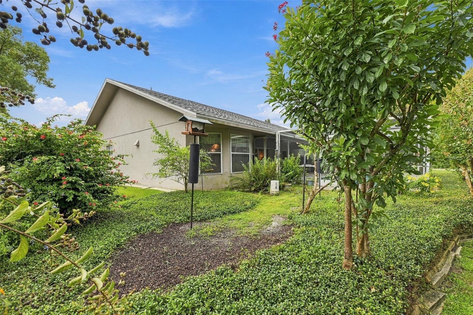 8657 CYPRESS LAKES BLVD