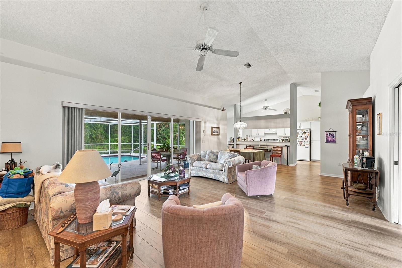 8657 CYPRESS LAKES BLVD