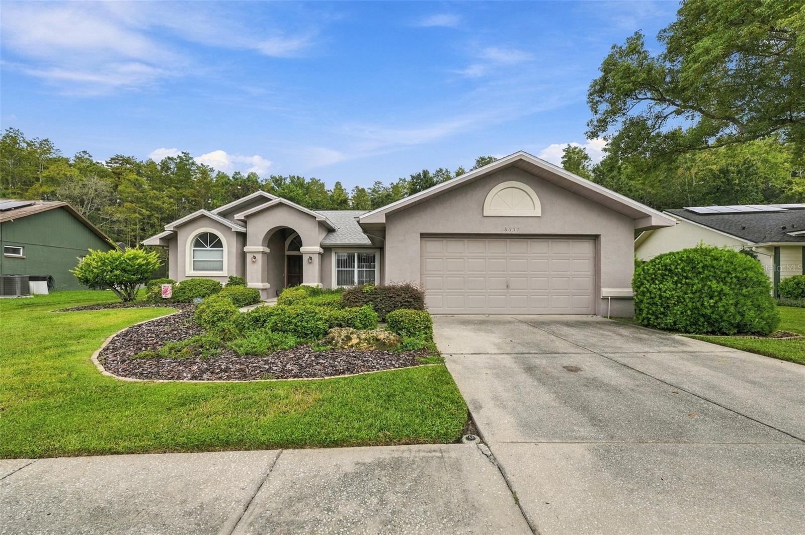8657 CYPRESS LAKES BLVD
