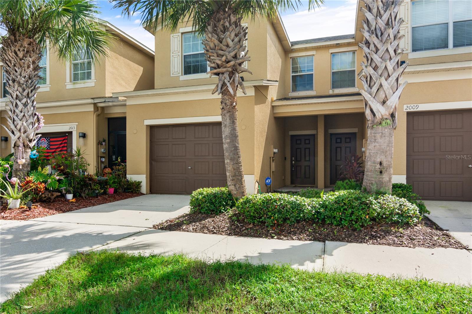 2011 HAWKS VIEW DR