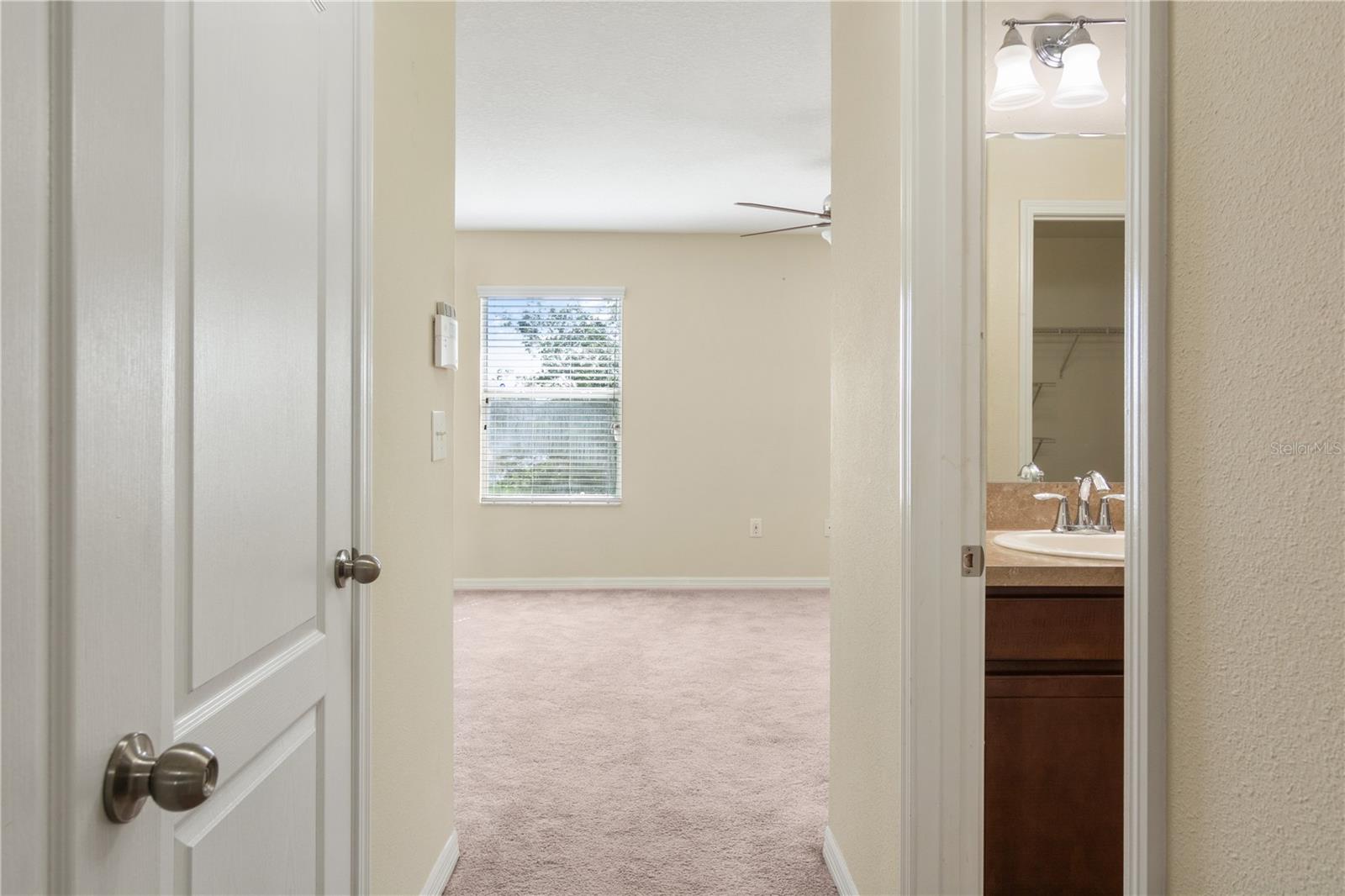2011 HAWKS VIEW DR