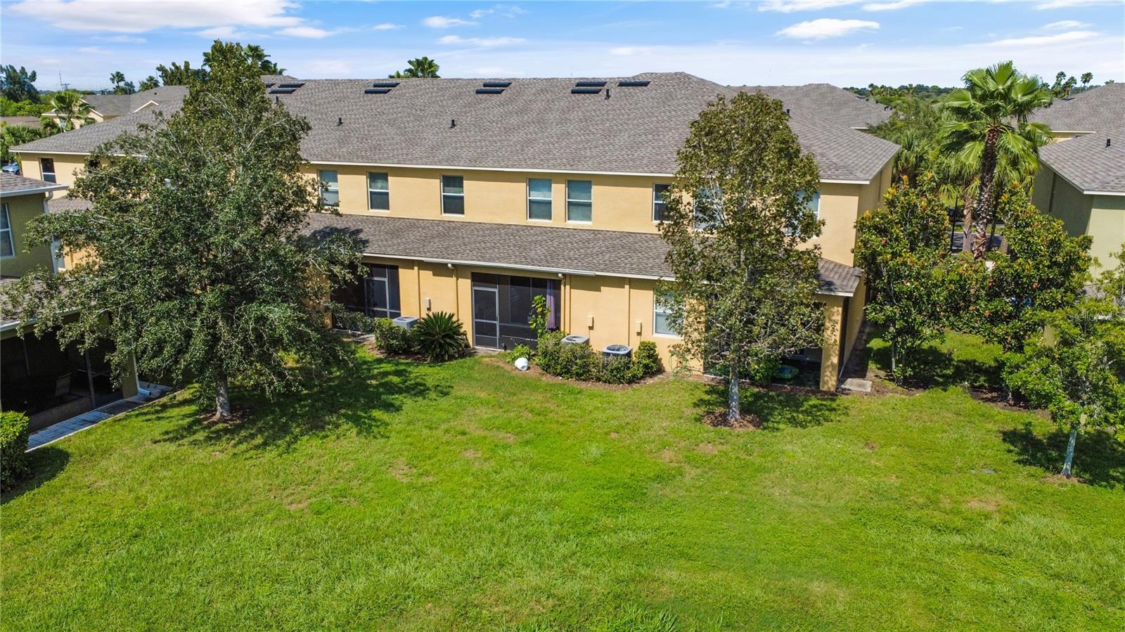 2011 HAWKS VIEW DR