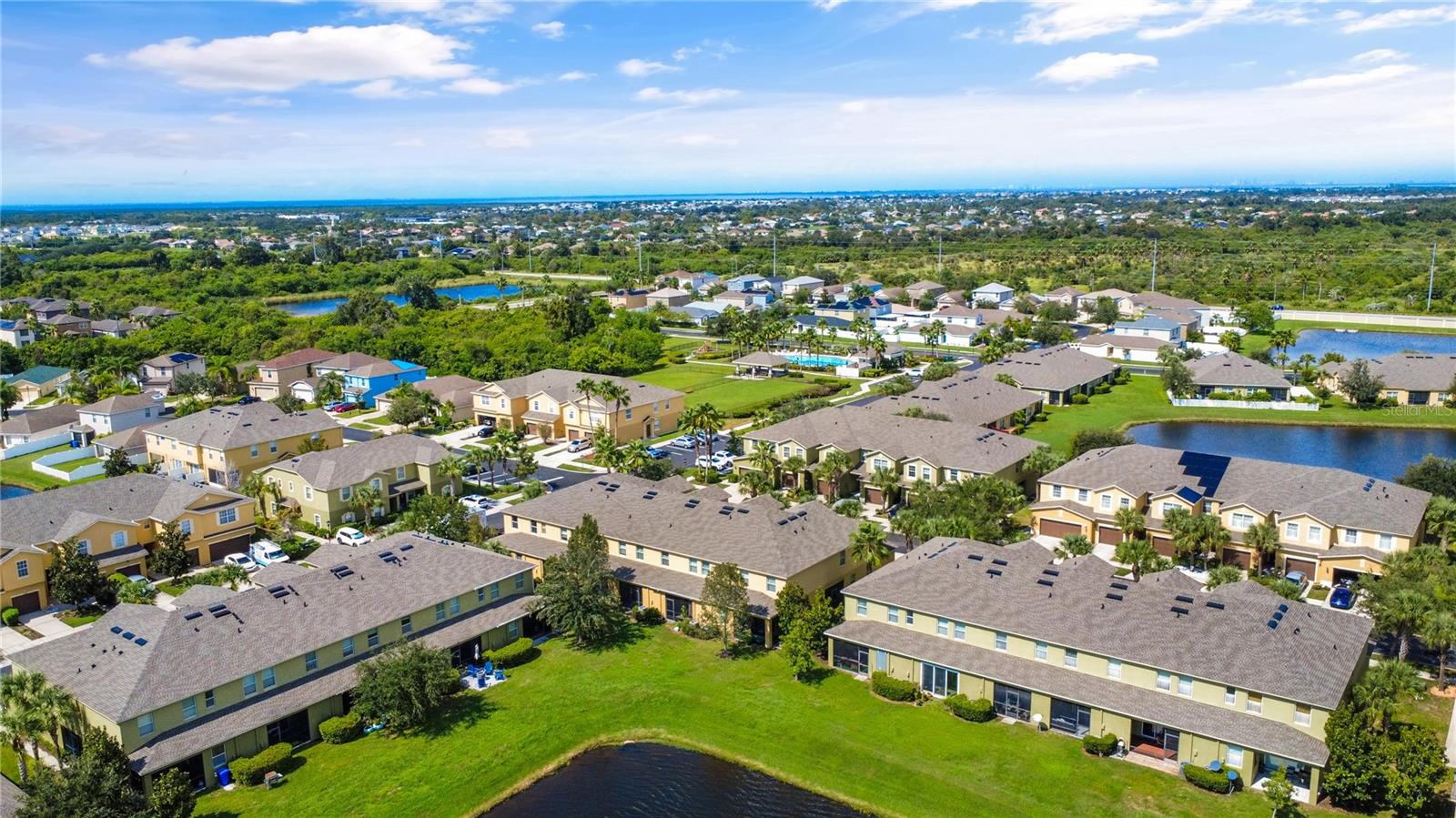 2011 HAWKS VIEW DR