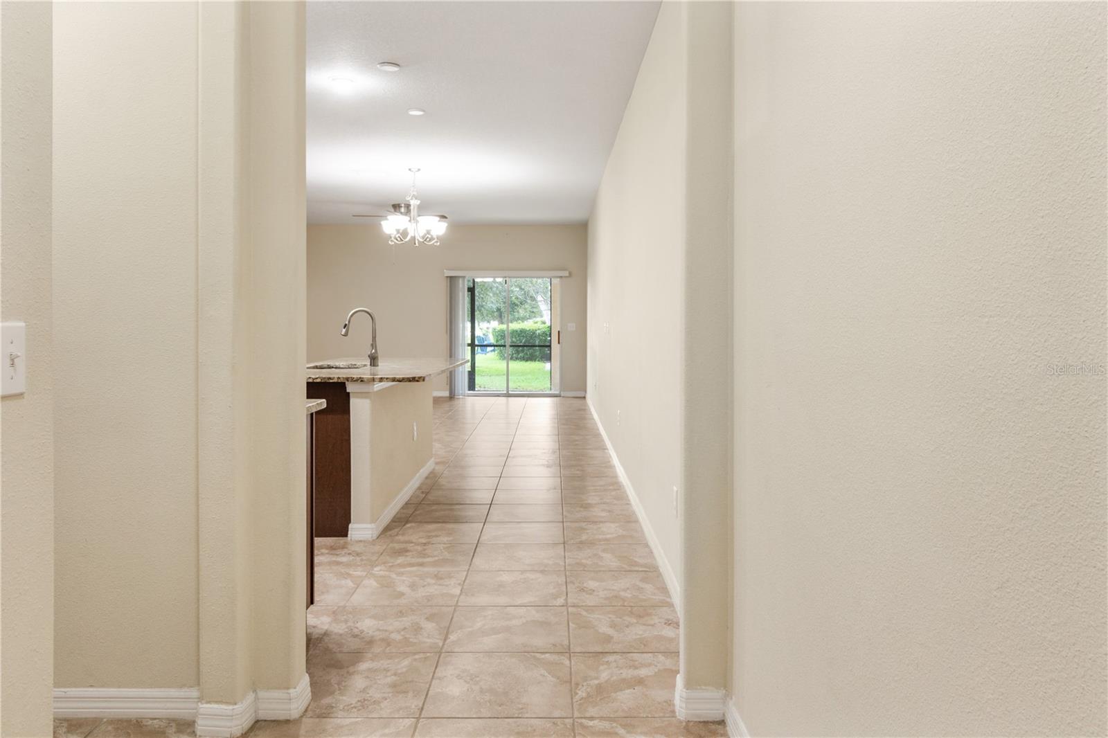 2011 HAWKS VIEW DR