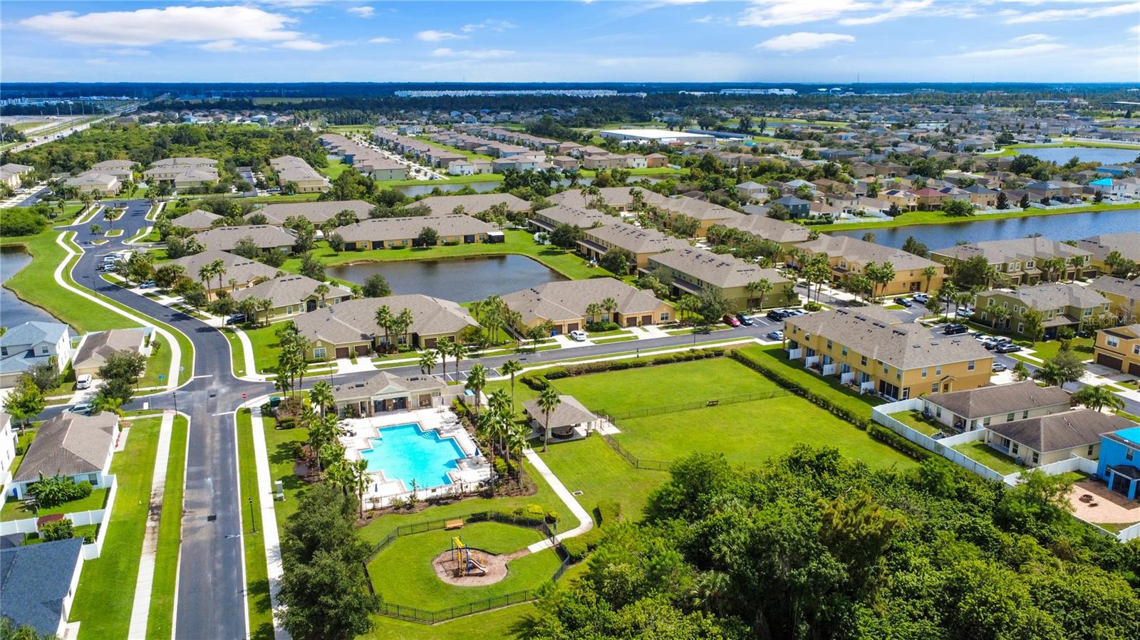 2011 HAWKS VIEW DR