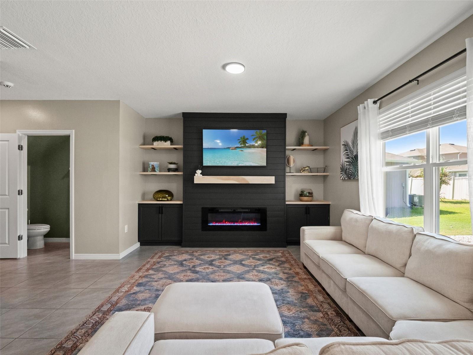 8351 CLAW GLADES LOOP