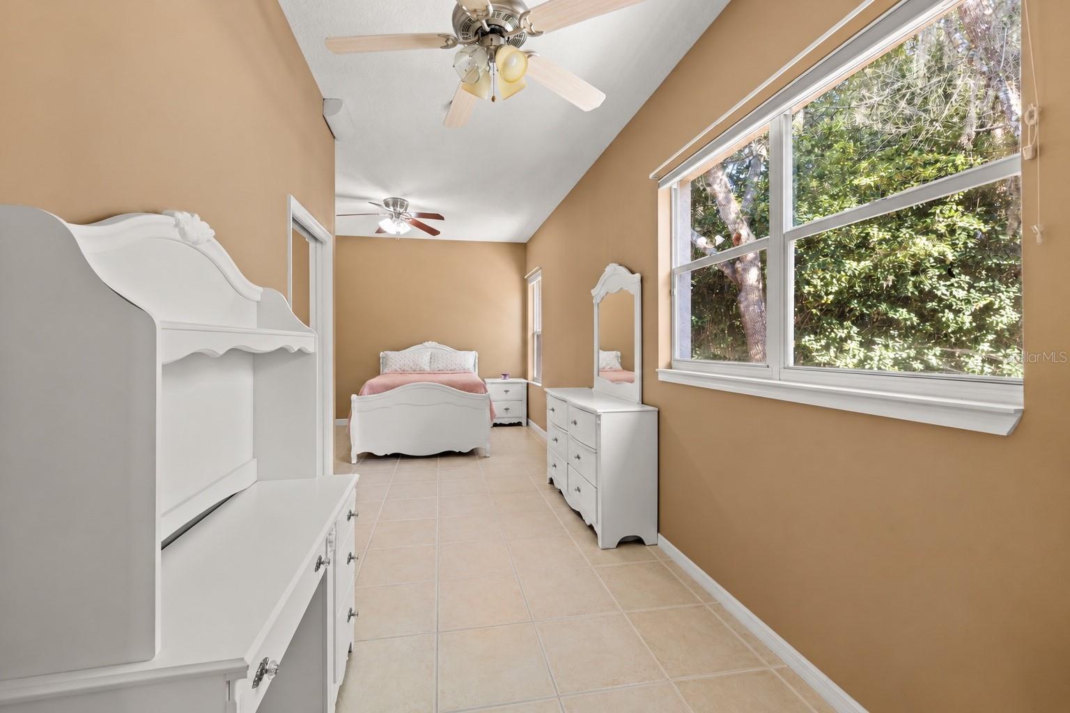 17353 EMERALD CHASE DR