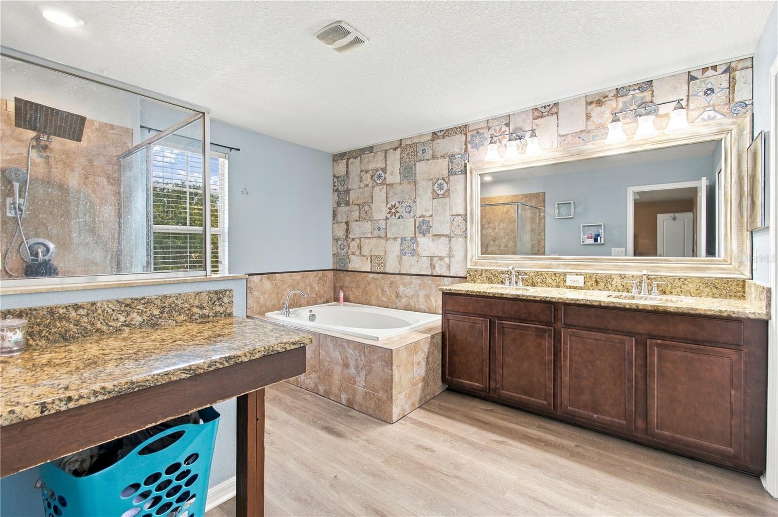 13856 CREST LAKE DR