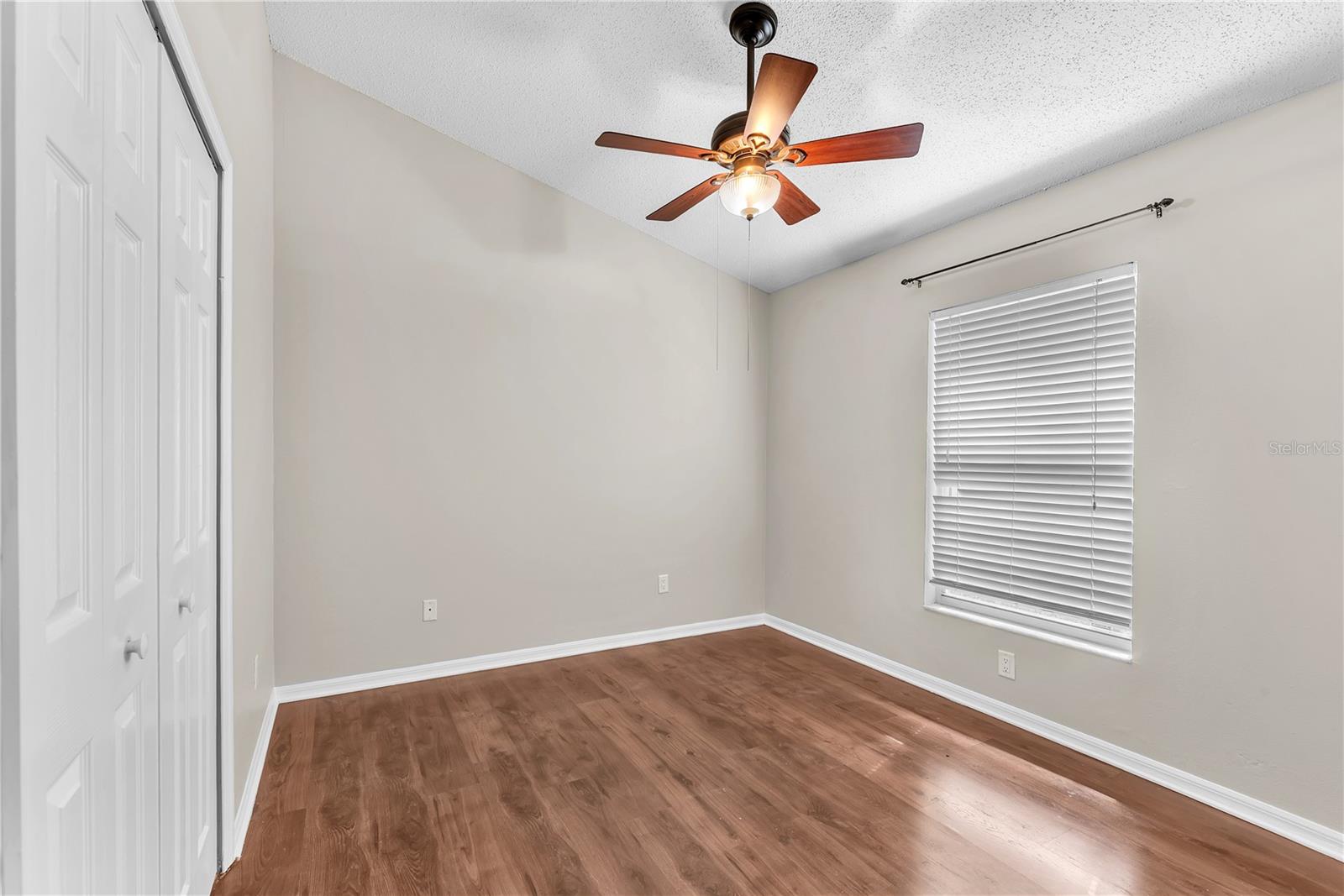 4002 LEVONSHIRE PL