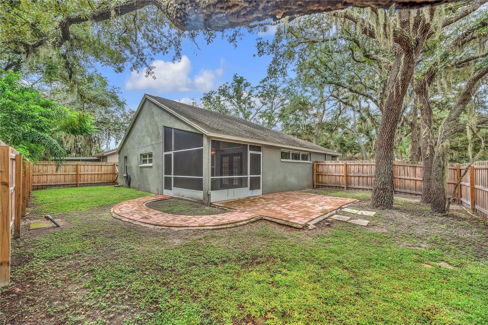 4002 LEVONSHIRE PL