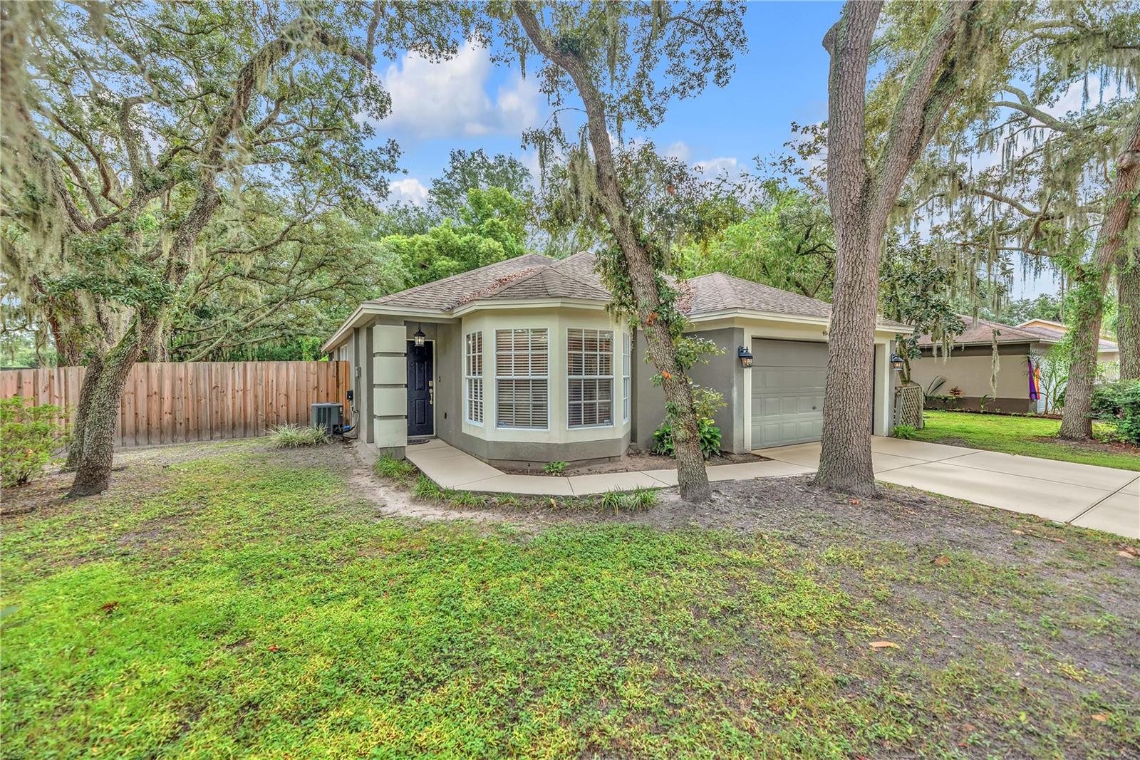 4002 LEVONSHIRE PL