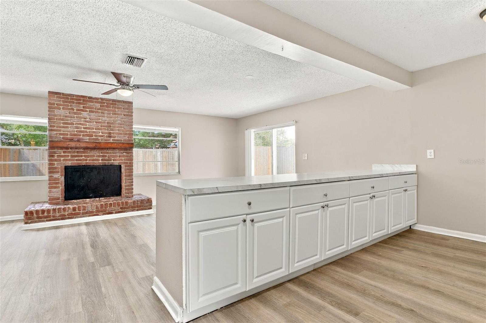 4218 EMPIRE PL