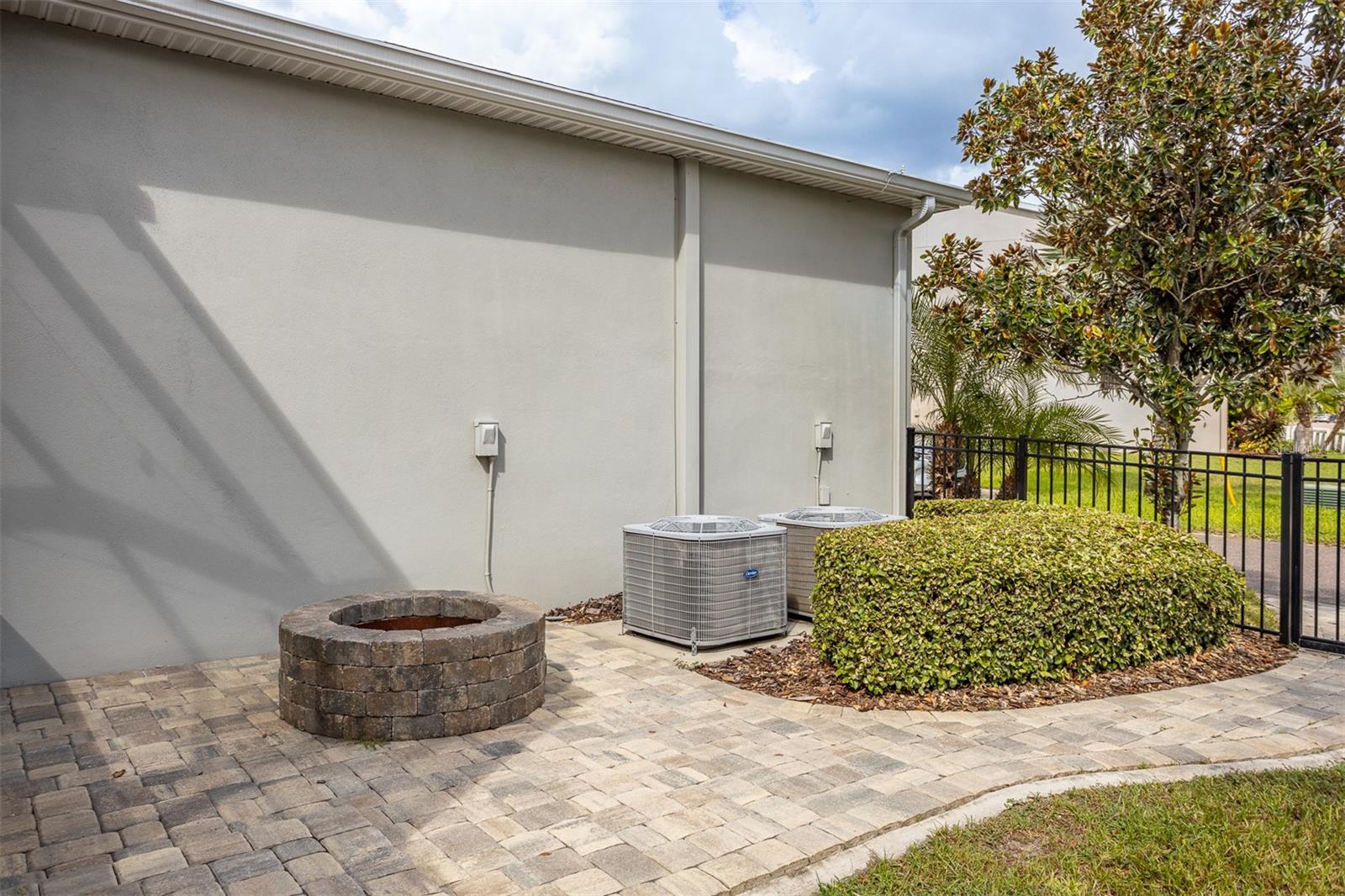 11143 WINTHROP LAKE DR