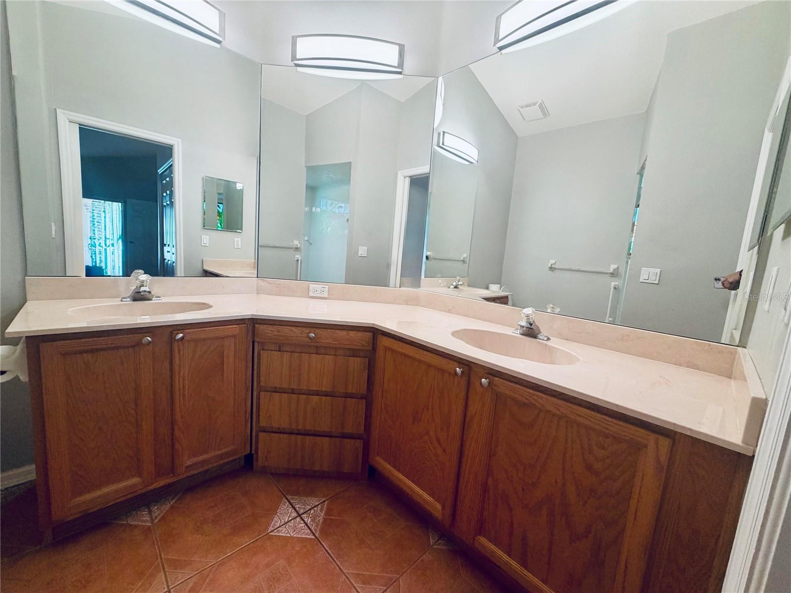 13753 BRYNDLEWOOD CT