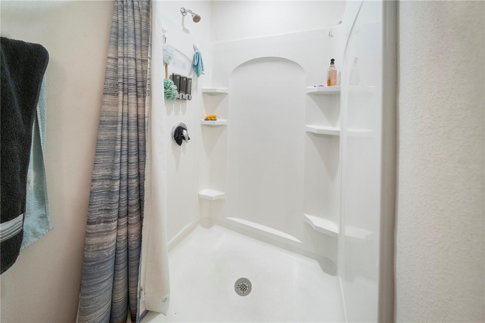 1007 CULBREATH GREEN CT