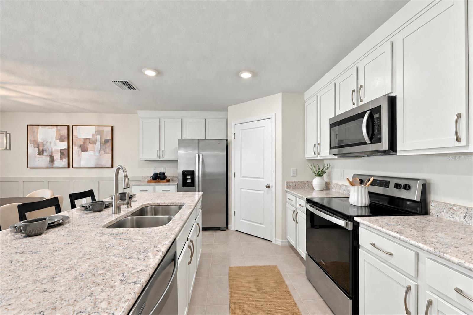 1011 TIDAL ROCK AVE
