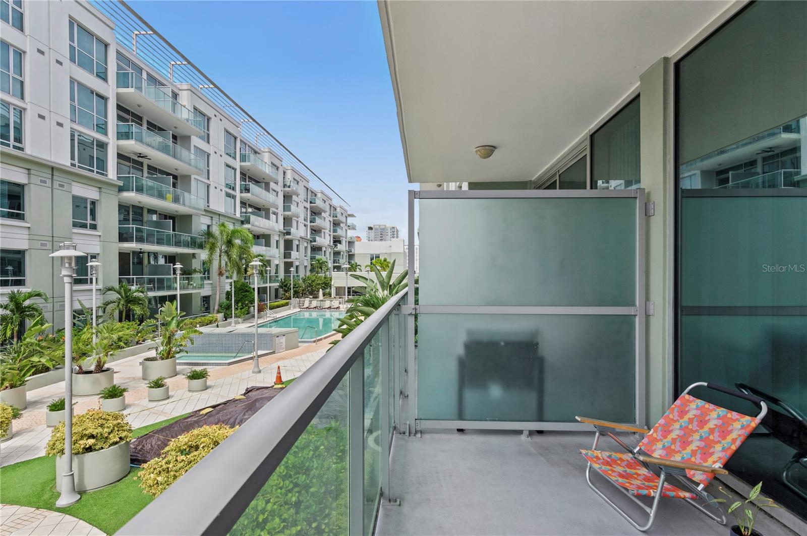 912 CHANNELSIDE DR #2414