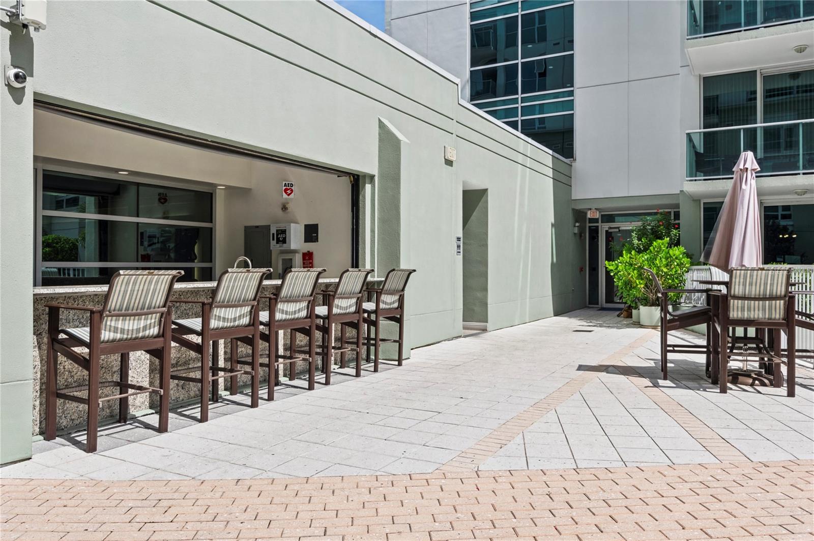 912 CHANNELSIDE DR #2414