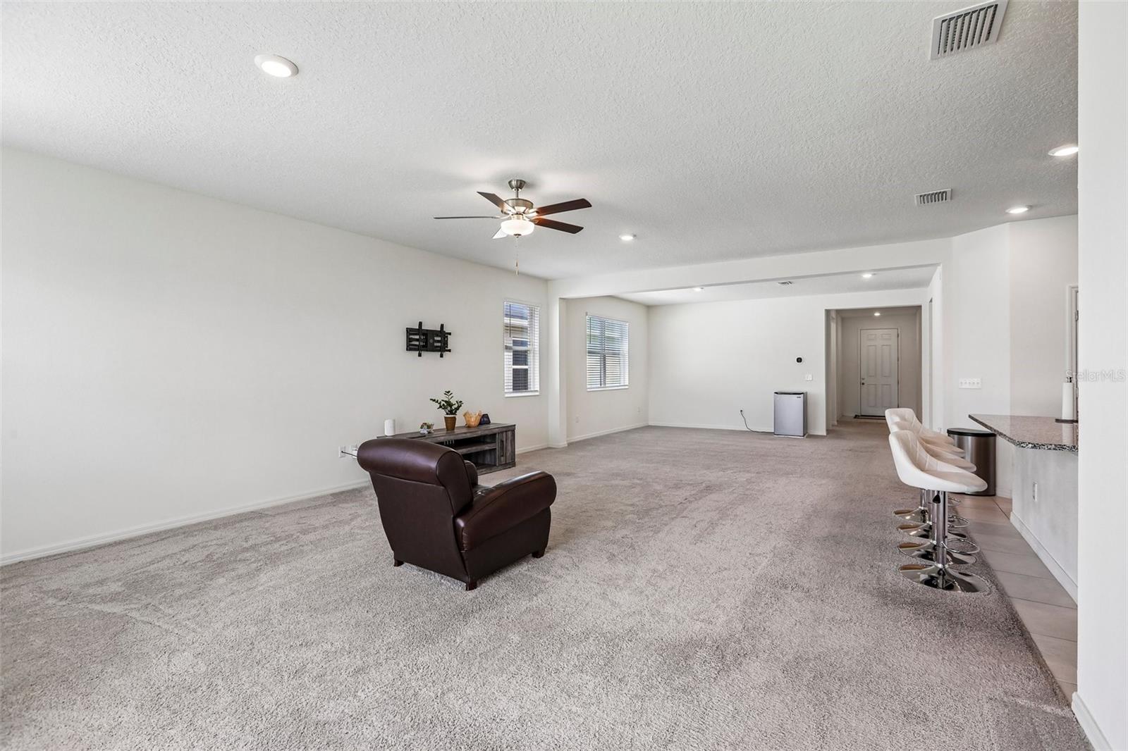 9454 SANDERS PARK PL