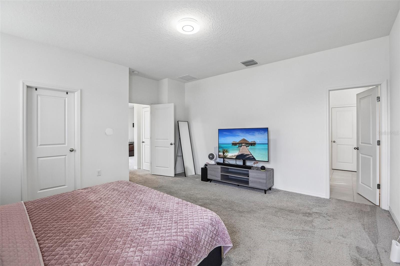 9454 SANDERS PARK PL