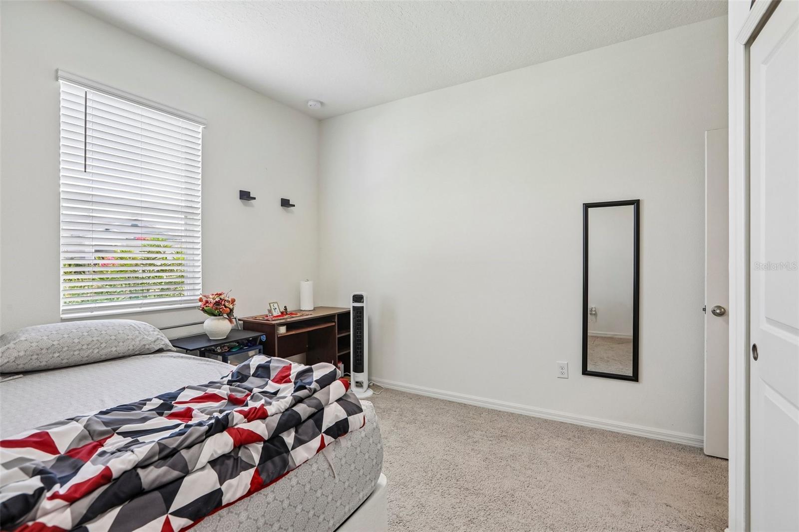 9454 SANDERS PARK PL