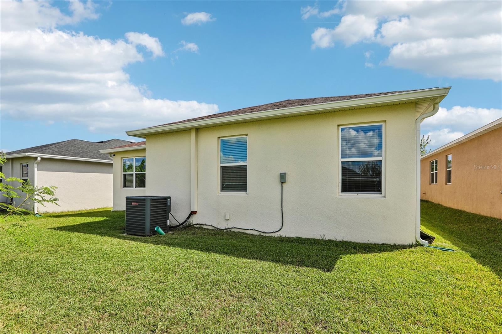 9454 SANDERS PARK PL