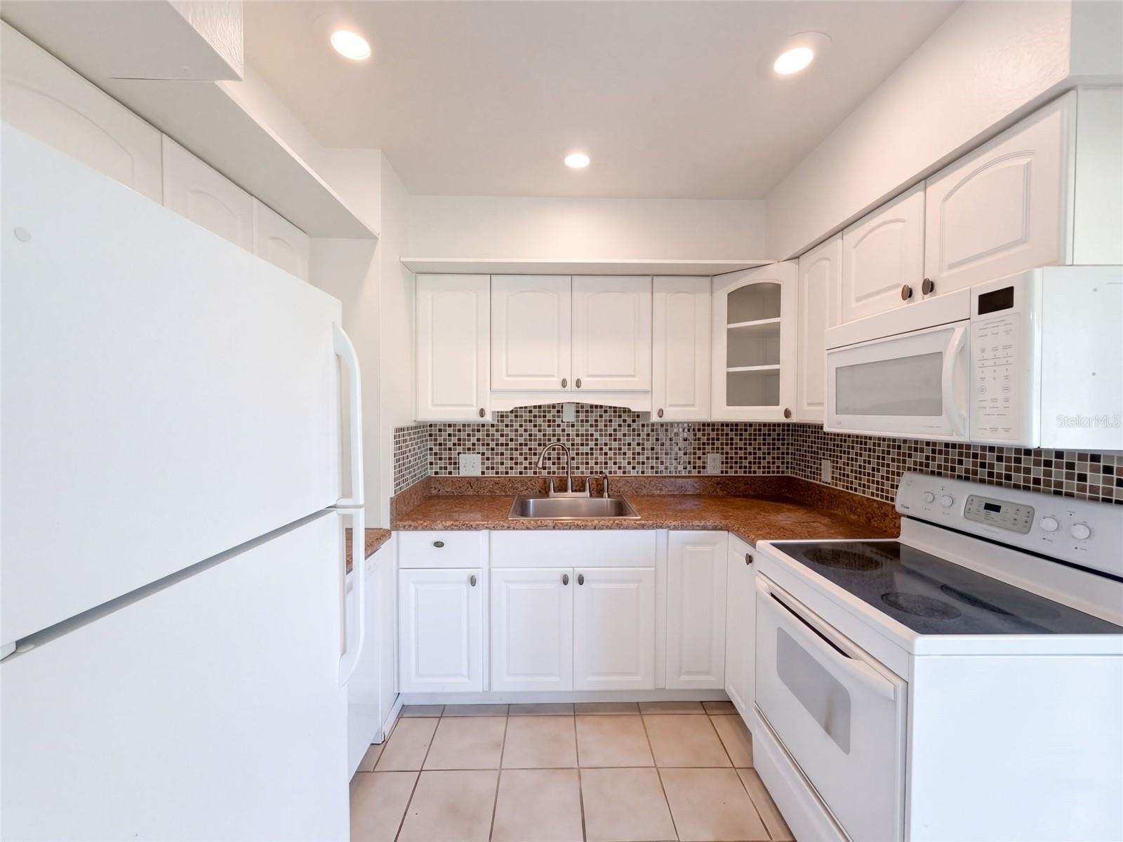 509 CLEARFIELD RD