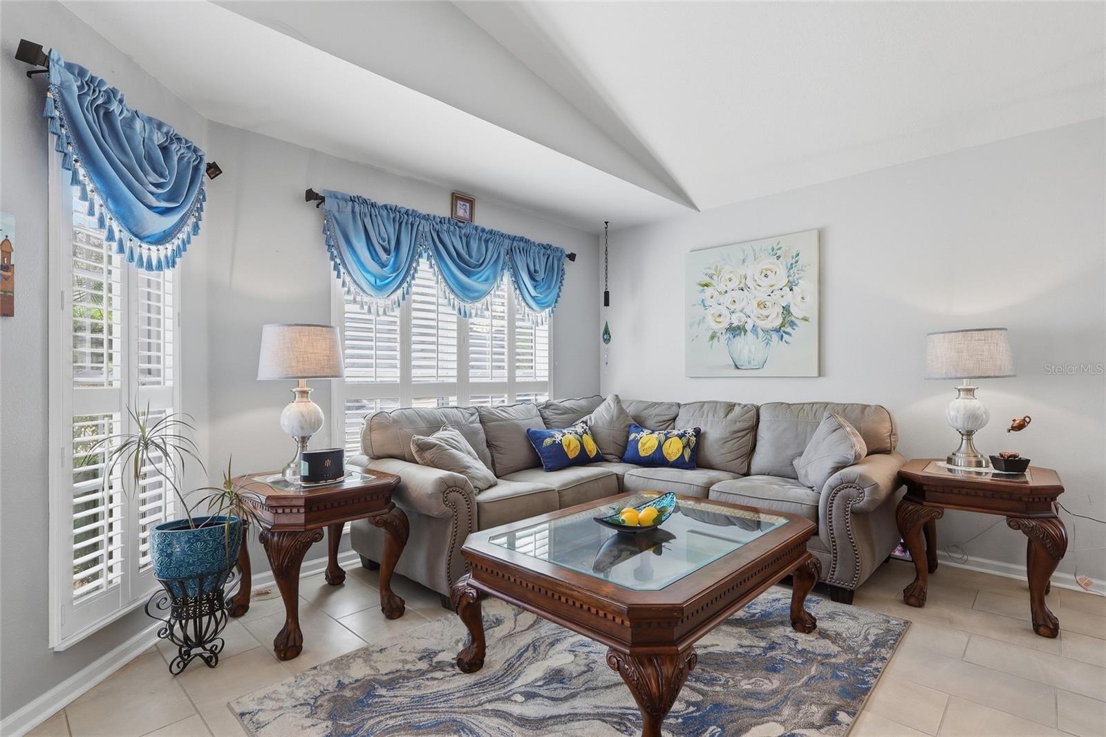 12402 TREE POINTE CT