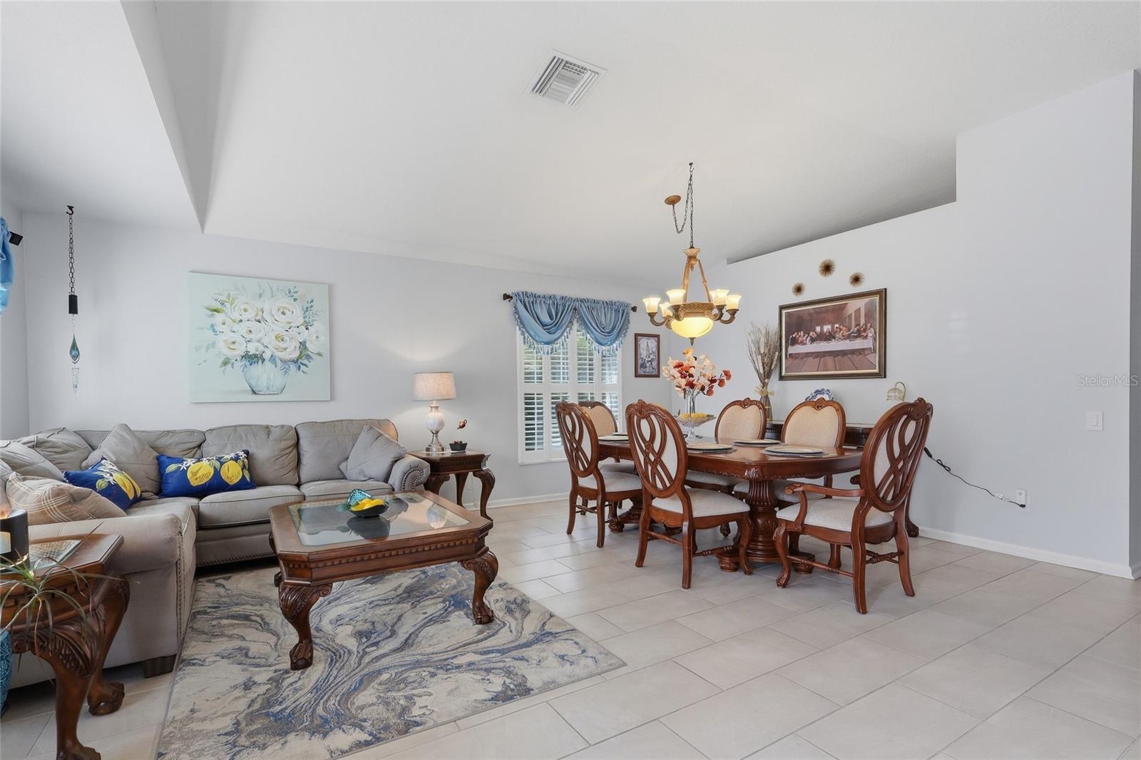 12402 TREE POINTE CT