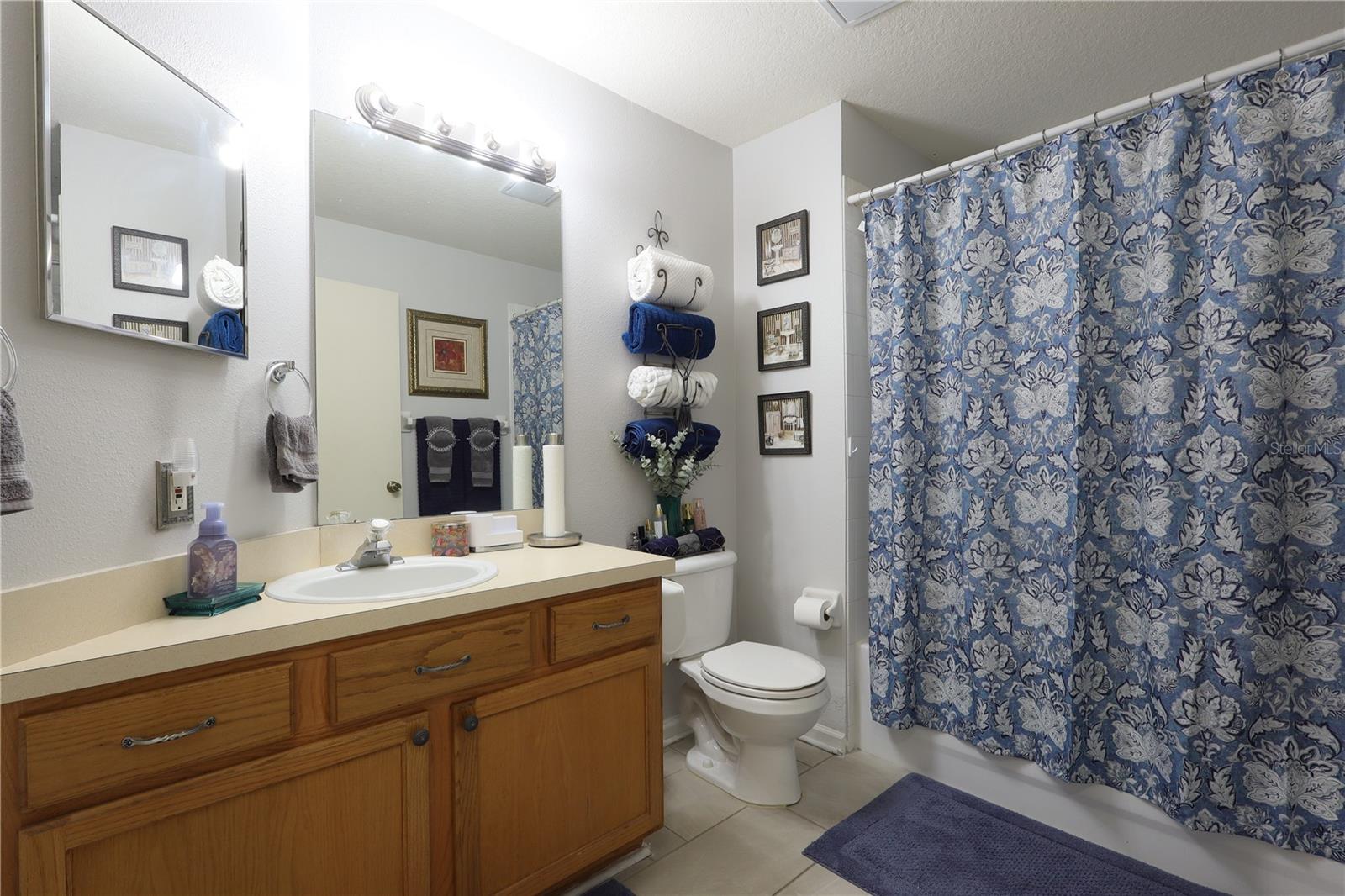 12402 TREE POINTE CT