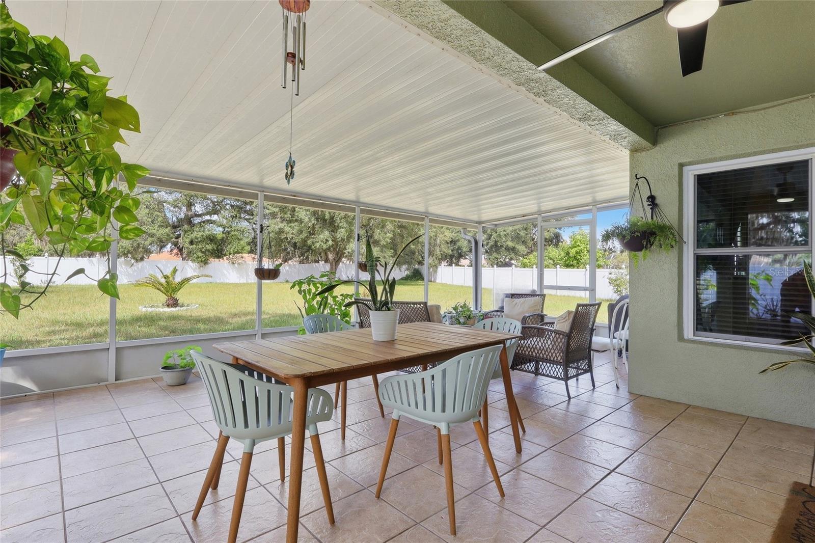 12402 TREE POINTE CT