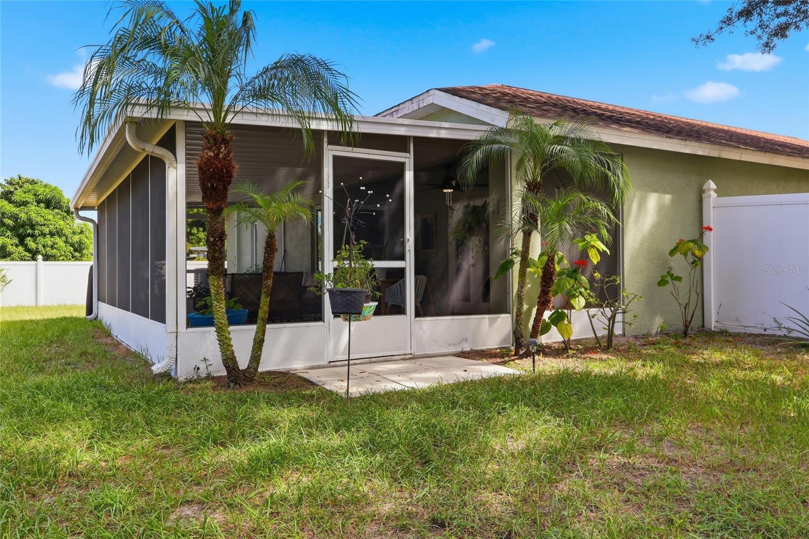 12402 TREE POINTE CT