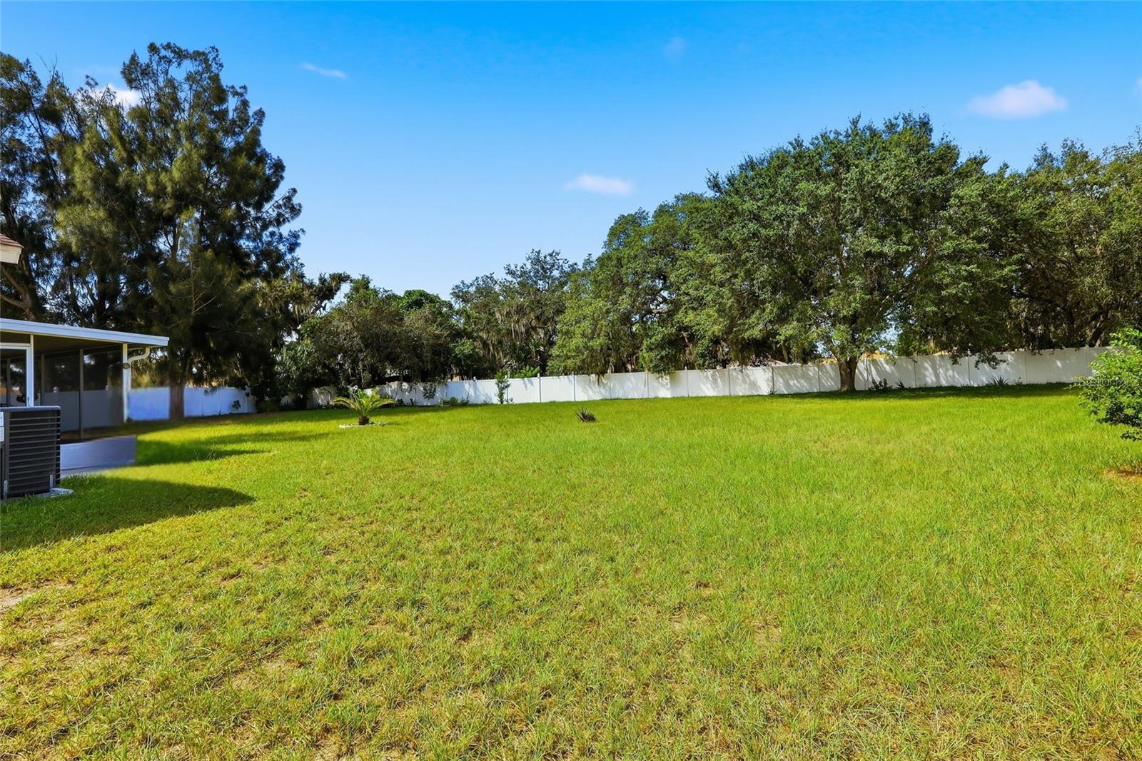 12402 TREE POINTE CT