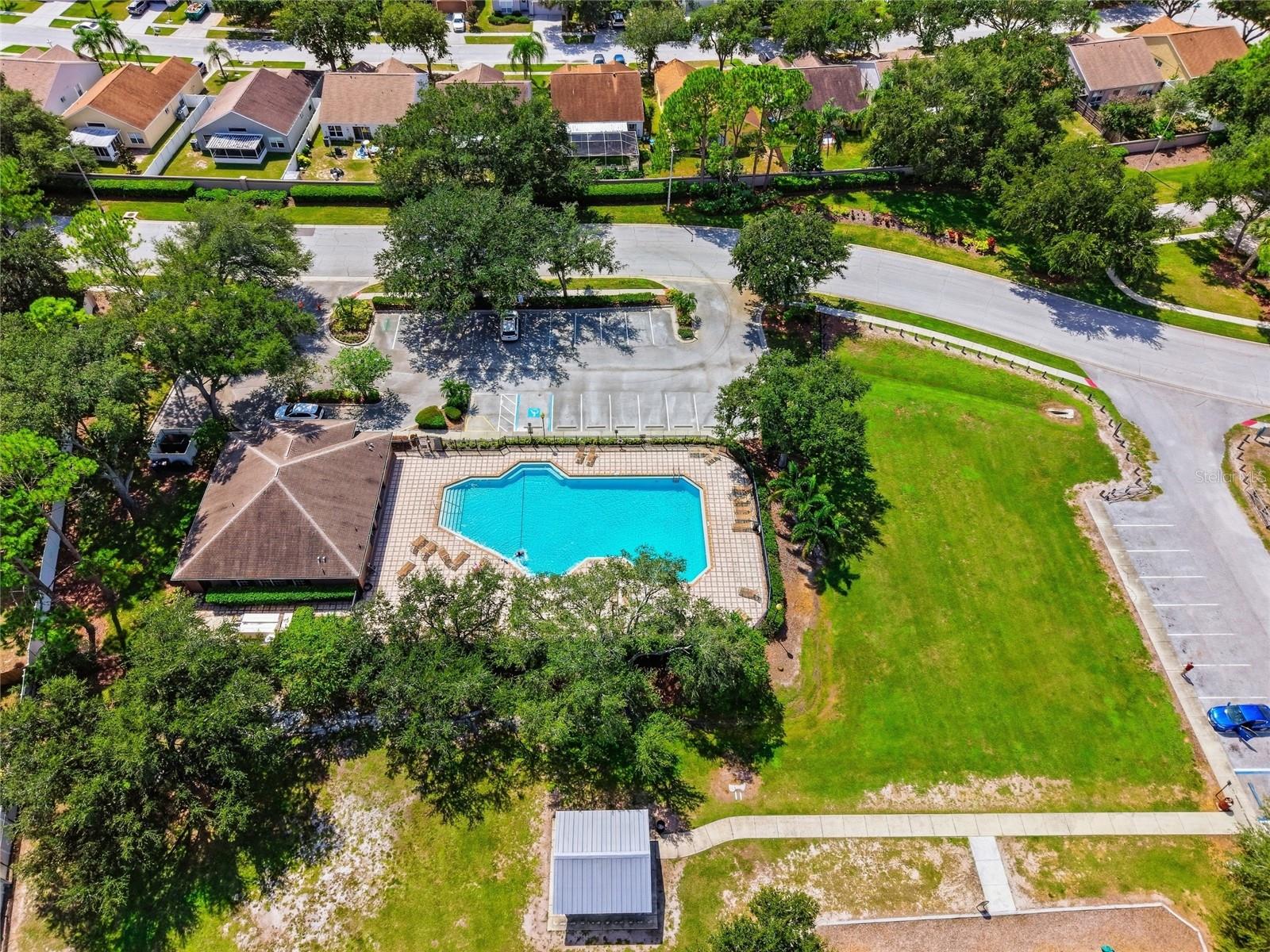 12402 TREE POINTE CT