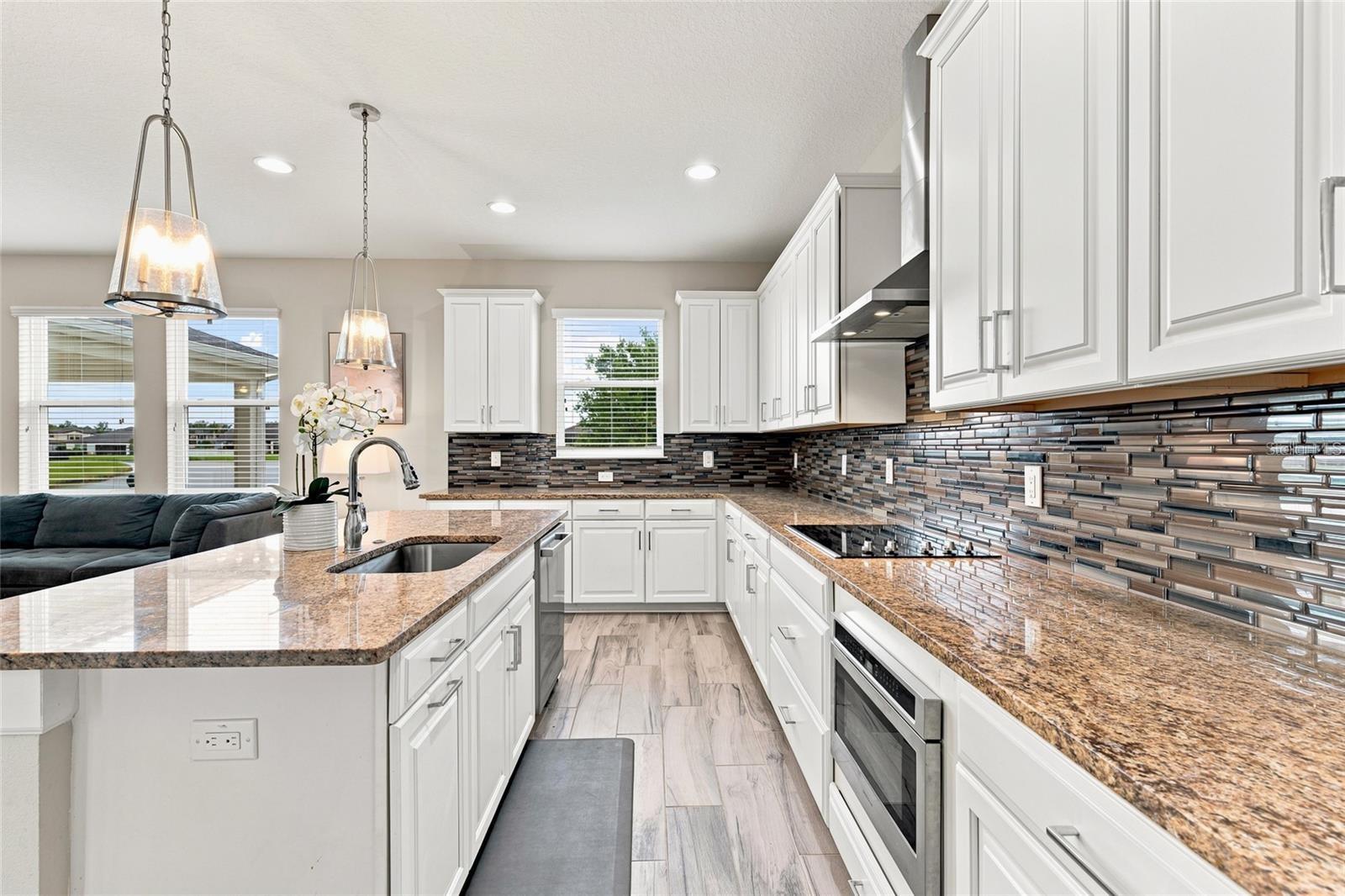 7697 ROMA DUNE DR